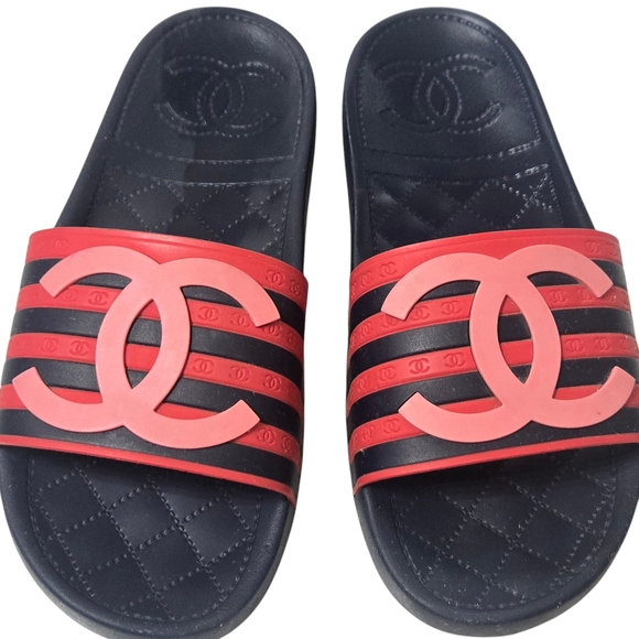 CHANEL Shoes - CHANEL Navy and Red Logo Slide Sandals
